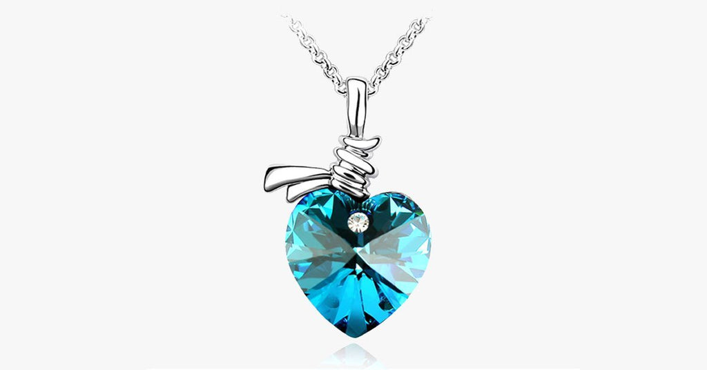 Heart Knot Pendant - FREE SHIP DEALS