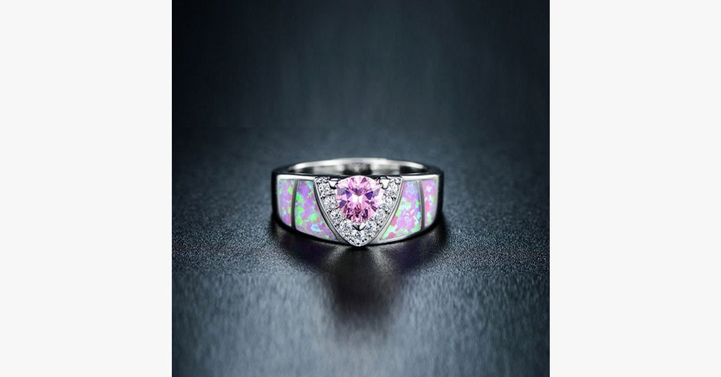 Unisex Trillion-Cut Shimmery Ring - FREE SHIP DEALS