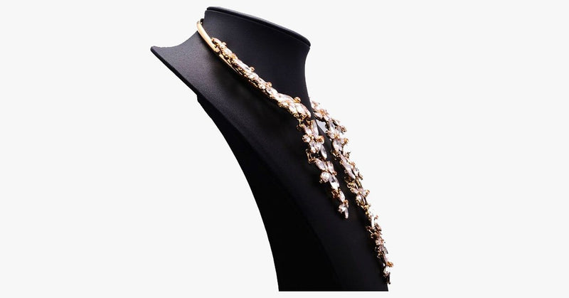 Chunky Crystal Flower Choker Necklace - FREE SHIP DEALS